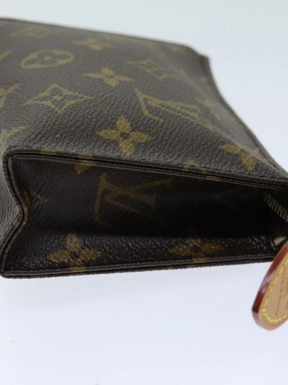 LOUIS VUITTON Monogram Poche Toilette 15 Pouch M47546 LV Auth 75701